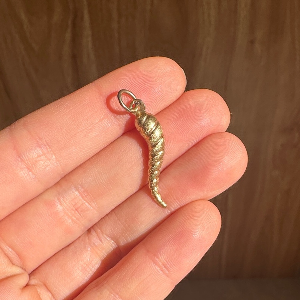 18k Gold Cornicello Charm Pendant - Lucky abundance charm - Pendant ONLY